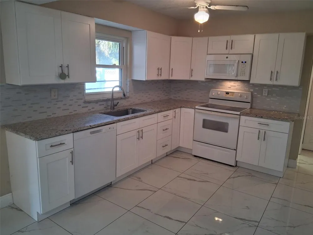 8758 HEMLOCK LANE Port Richey, FL 34668