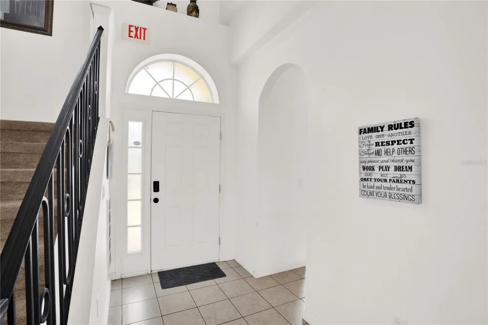 123 MINNIEHAHA CIRCLE Haines City, FL 33844