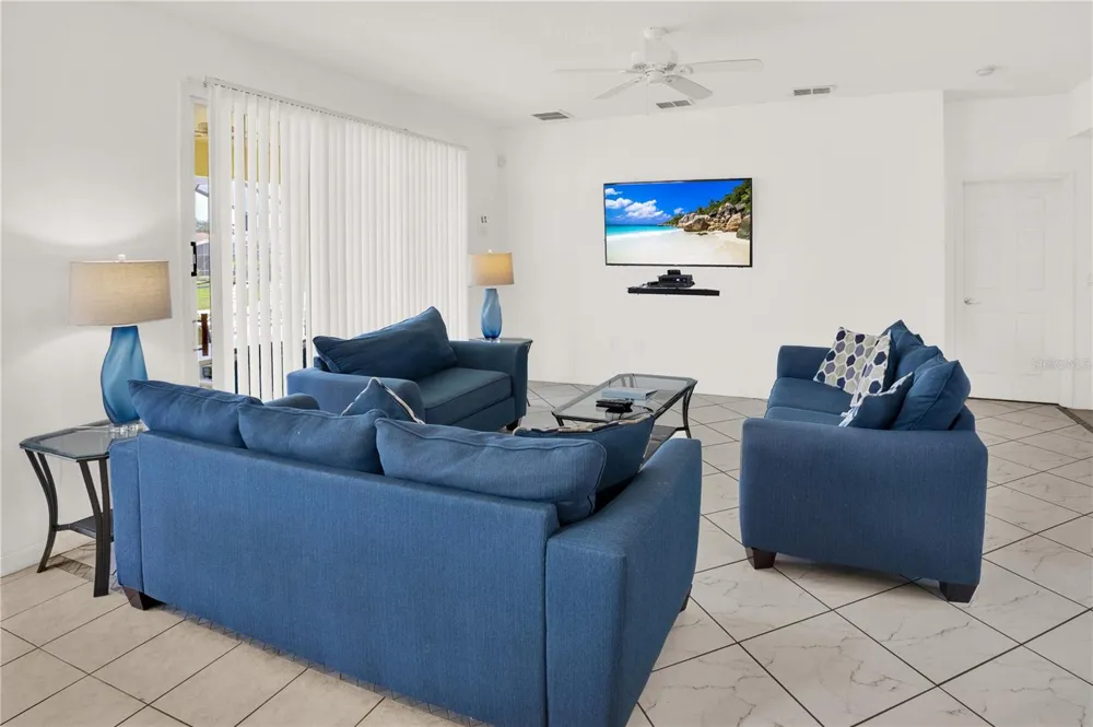 123 MINNIEHAHA CIRCLE Haines City, FL 33844