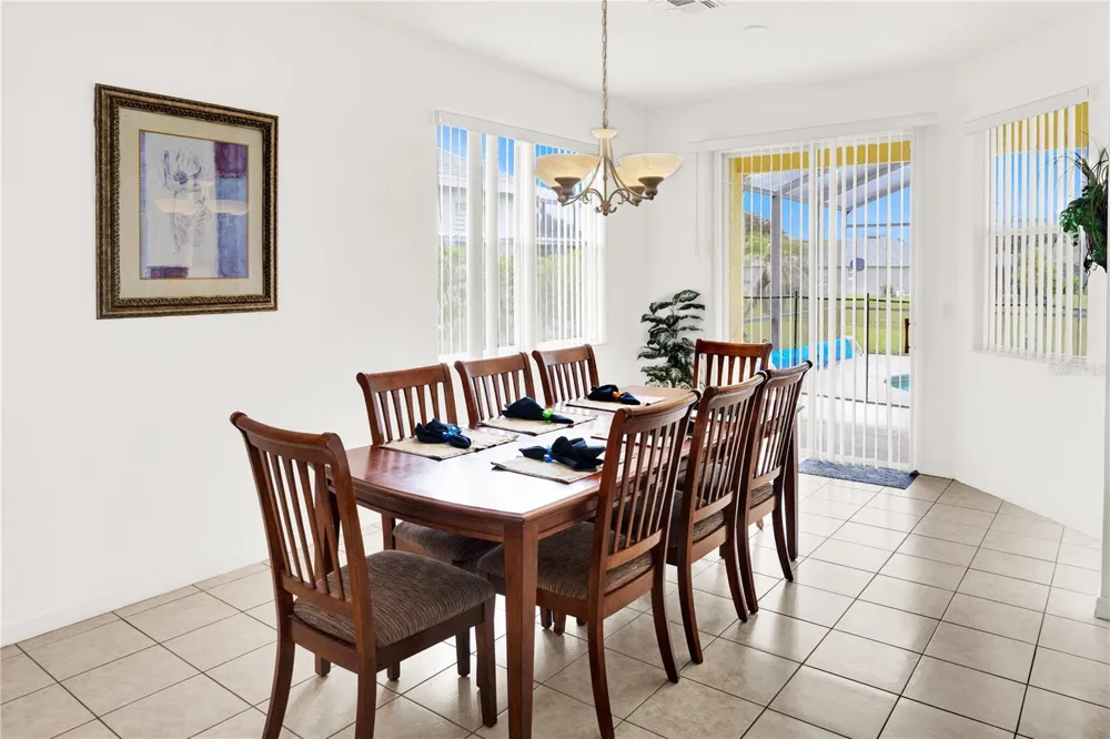 123 MINNIEHAHA CIRCLE Haines City, FL 33844