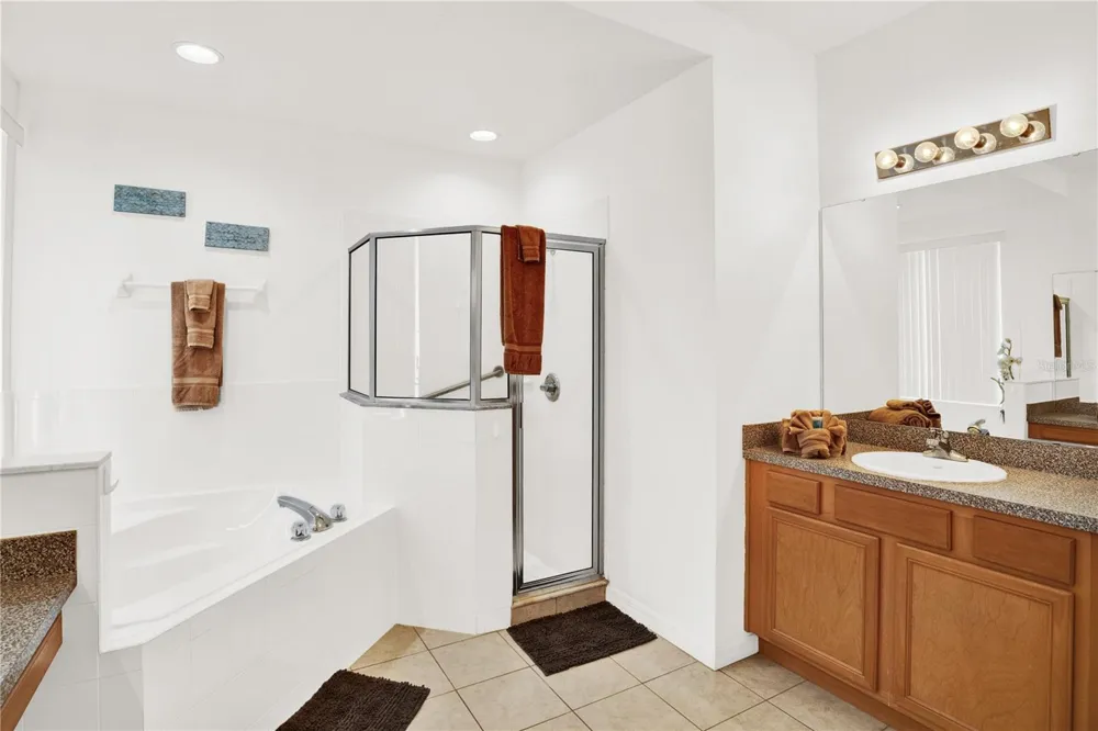 123 MINNIEHAHA CIRCLE Haines City, FL 33844