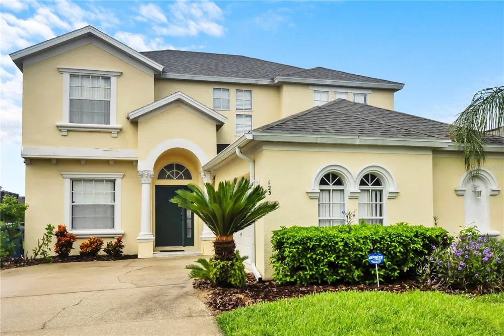 123 MINNIEHAHA CIRCLE Haines City, FL 33844