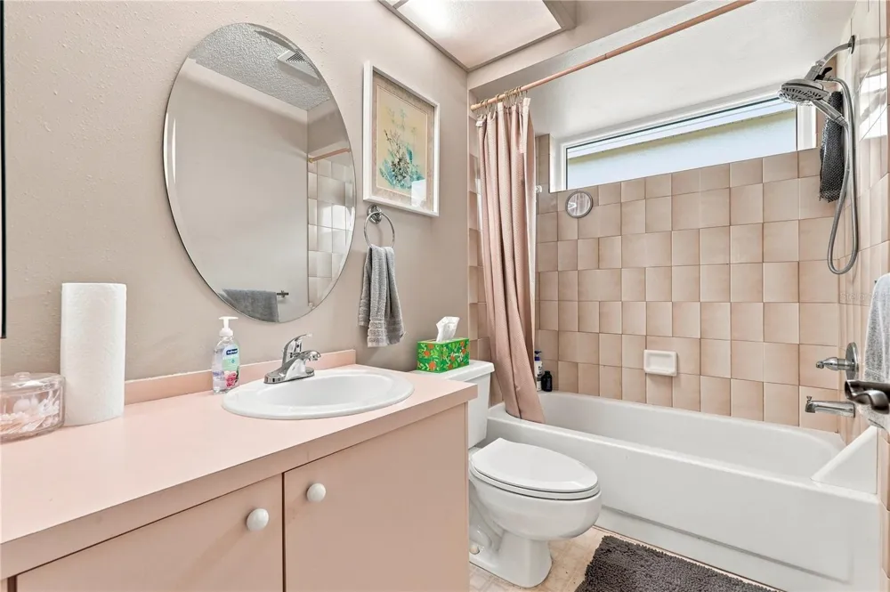 679 LITCHFIELD LANE Dunedin, FL 34698