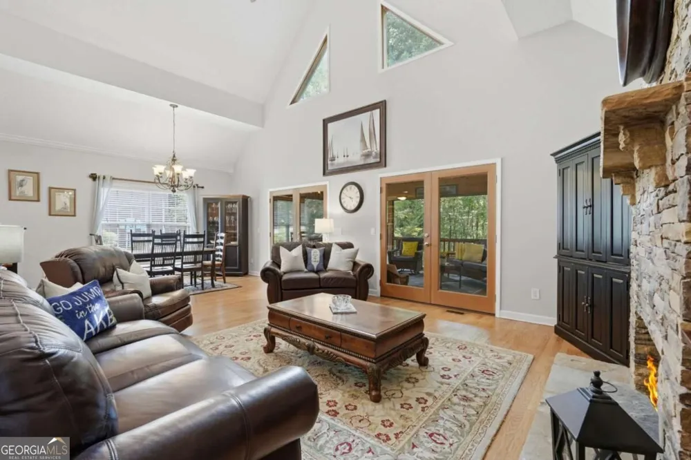 3056 Clear Cove WAY Gainesville, GA 30506
