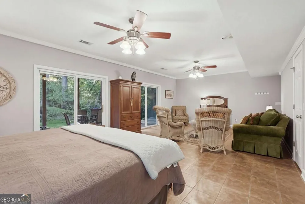 3056 Clear Cove WAY Gainesville, GA 30506