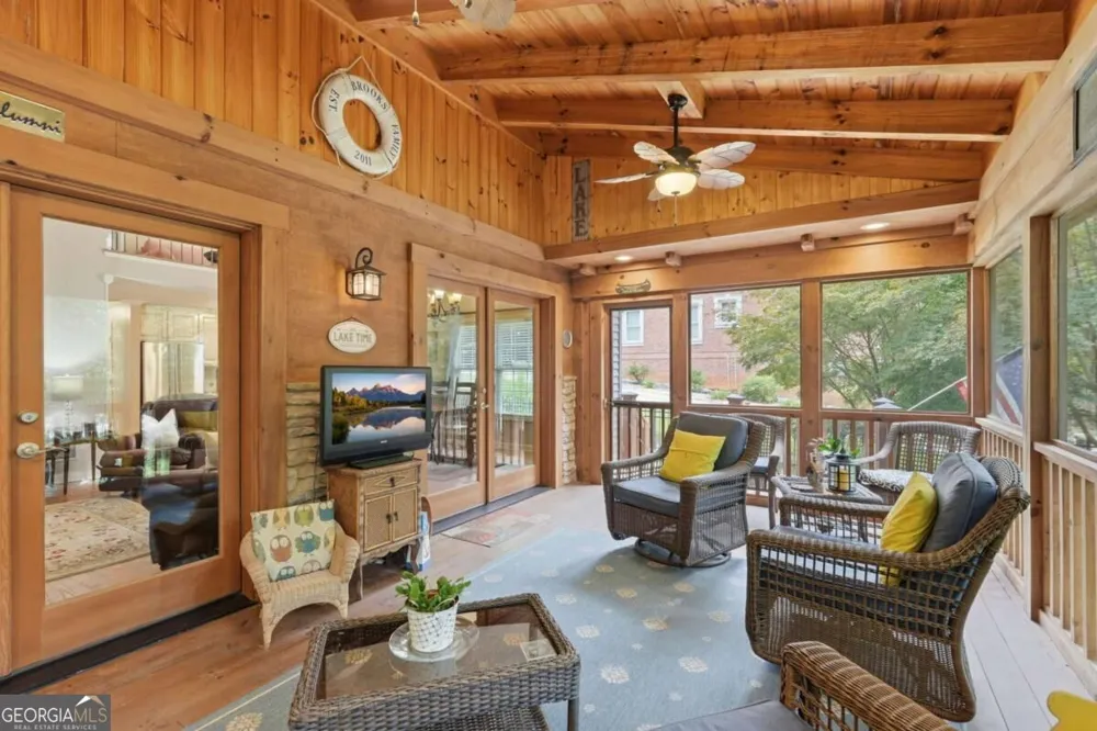 3056 Clear Cove WAY Gainesville, GA 30506