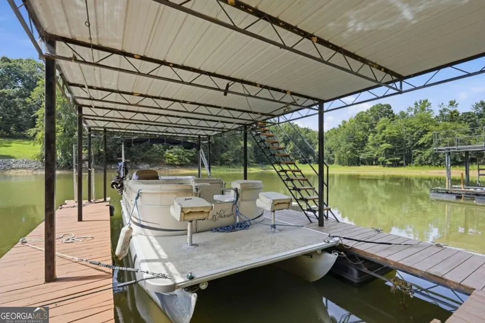3056 Clear Cove WAY Gainesville, GA 30506