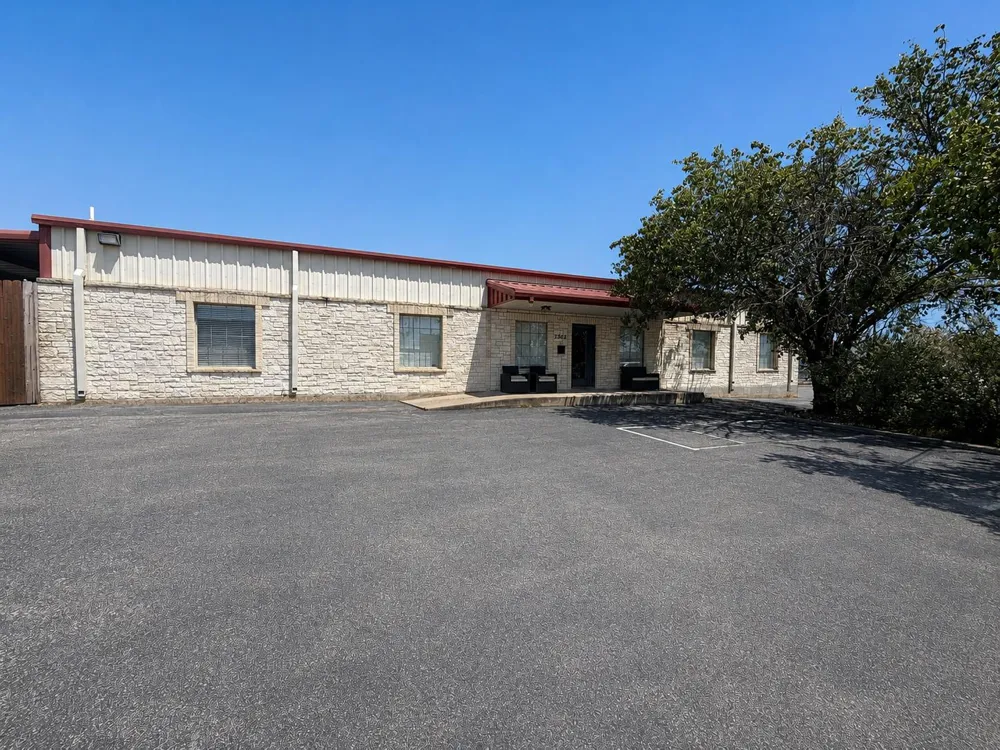 2209 9th Street Marble Falls, TX 78654