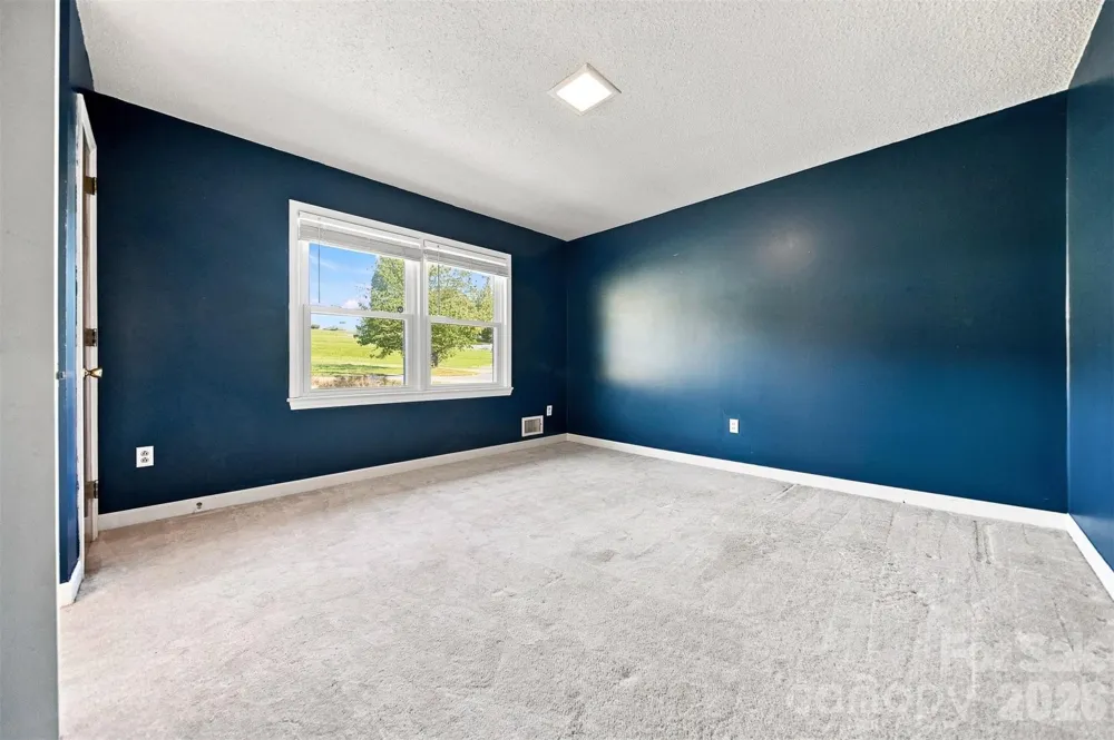 2796 Lakeview Drive Lenoir, NC 28645