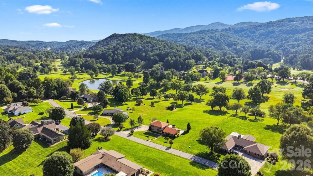 2796 Lakeview Drive Lenoir, NC 28645