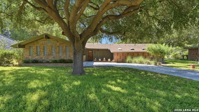 127 Fair Winds McQueeney, TX 78123