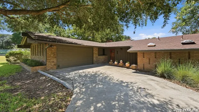 127 Fair Winds McQueeney, TX 78123