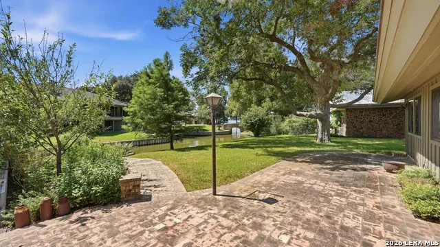 127 Fair Winds McQueeney, TX 78123
