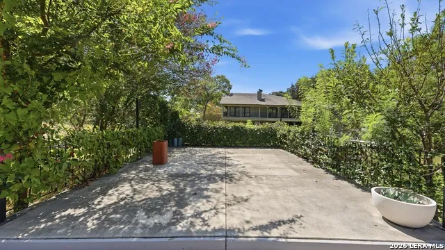 127 Fair Winds McQueeney, TX 78123