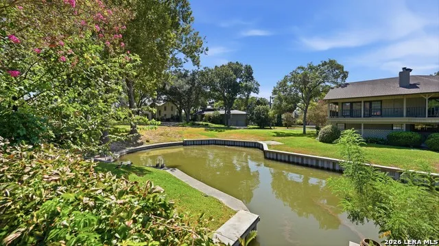 127 Fair Winds McQueeney, TX 78123