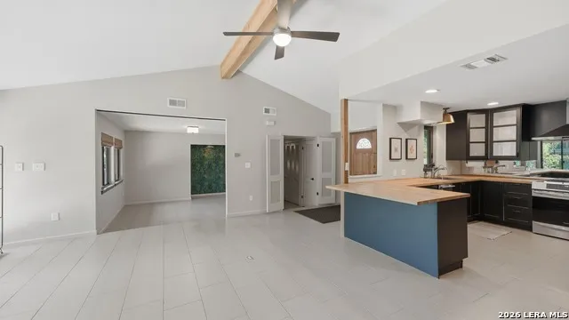 127 Fair Winds McQueeney, TX 78123