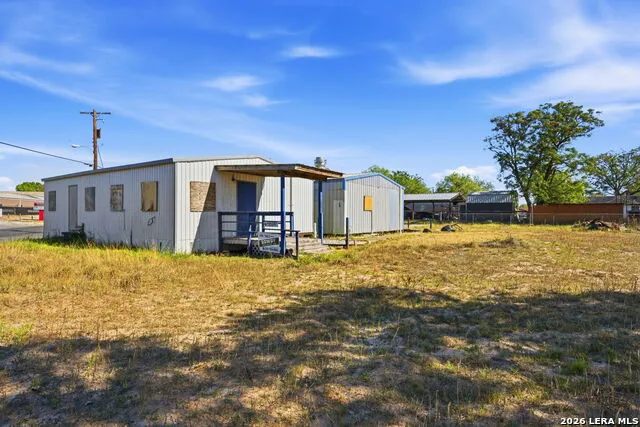 673 School Poteet, TX 78065