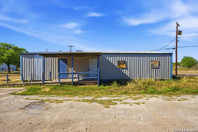 673 School Poteet, TX 78065