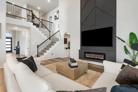 1702 Darwin Cedar Drive