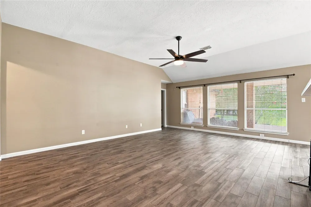 5419 Teakwood Lane Magnolia, TX 77354