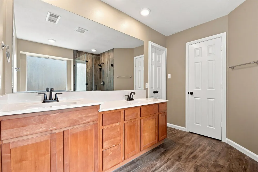 5419 Teakwood Lane Magnolia, TX 77354