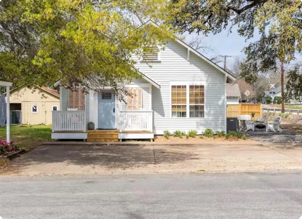 449 E Colorado St La Grange, TX 78945