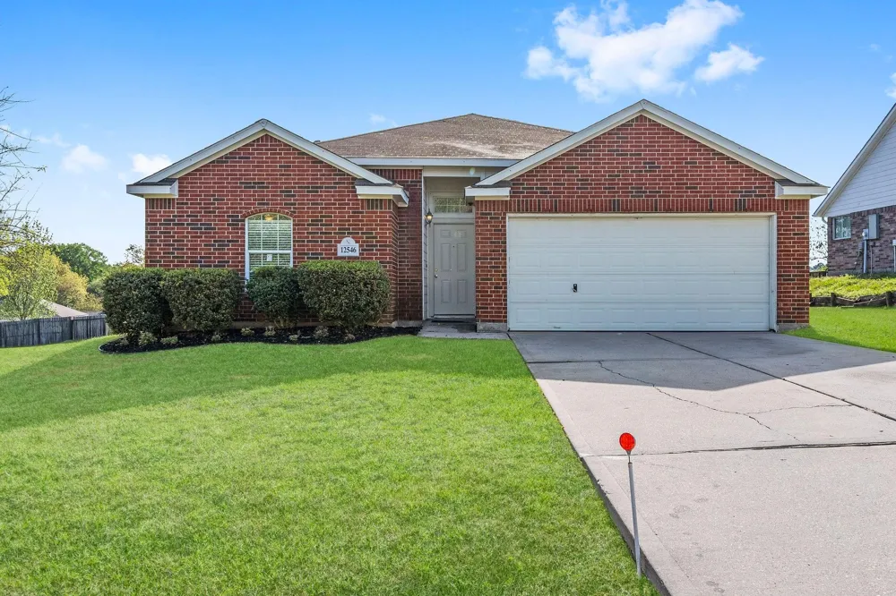 12546 Ridgecrest Drive Willis, TX 77318