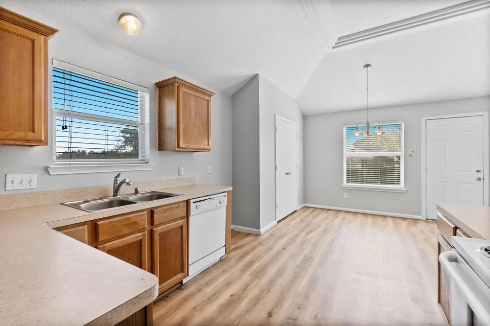 12546 Ridgecrest Drive Willis, TX 77318