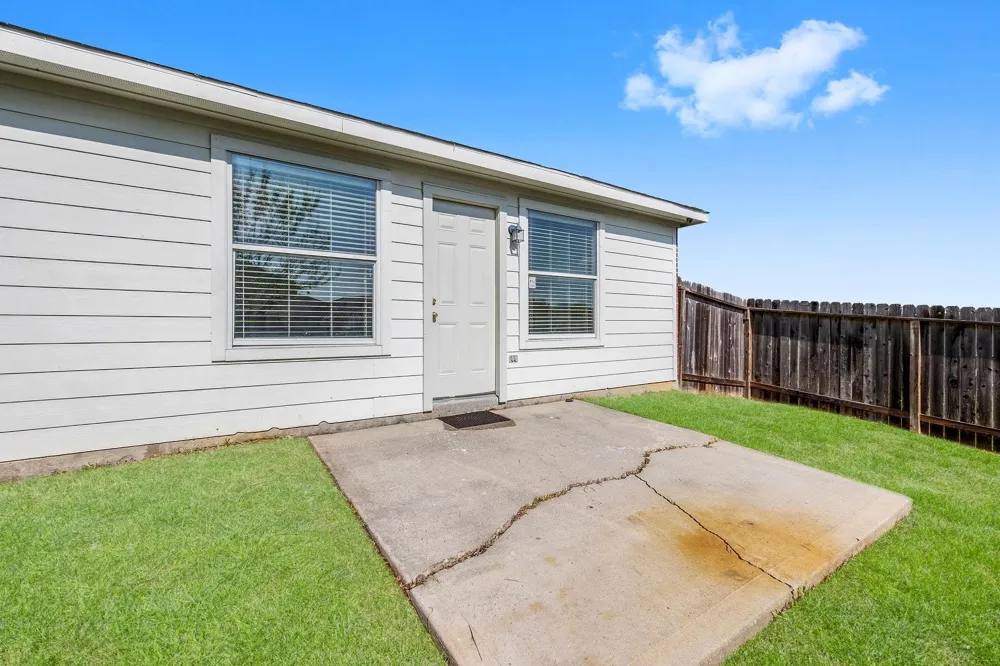 12546 Ridgecrest Drive Willis, TX 77318