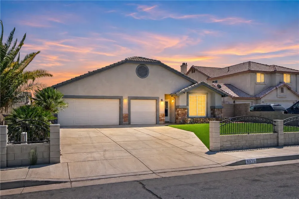 8935 Ironstone Court Hesperia, CA 92344