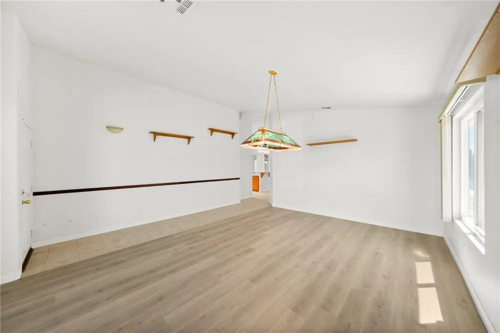 8935 Ironstone Court Hesperia, CA 92344