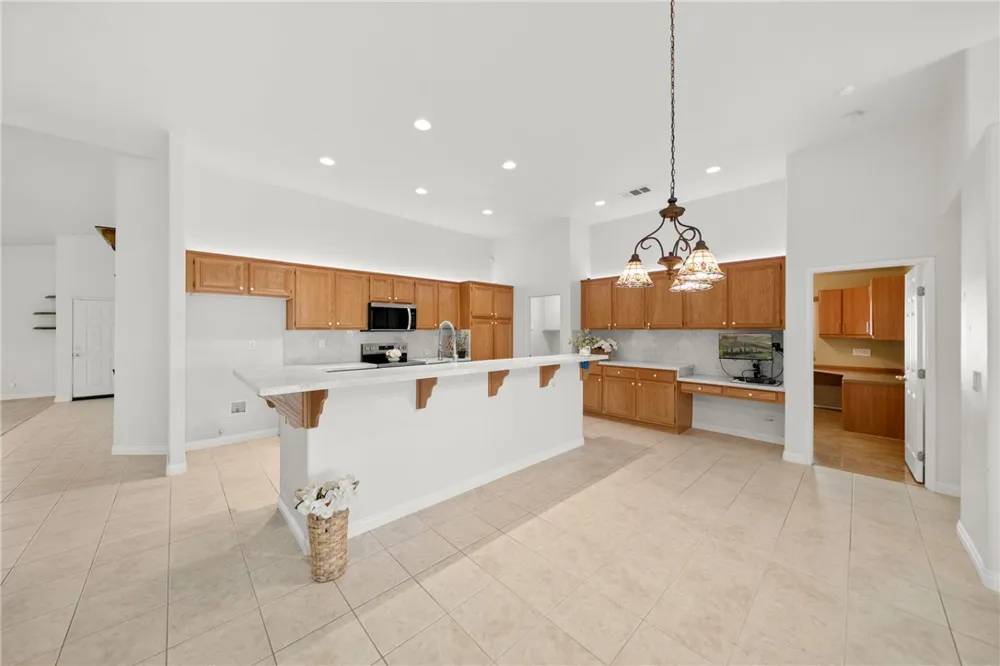 8935 Ironstone Court Hesperia, CA 92344