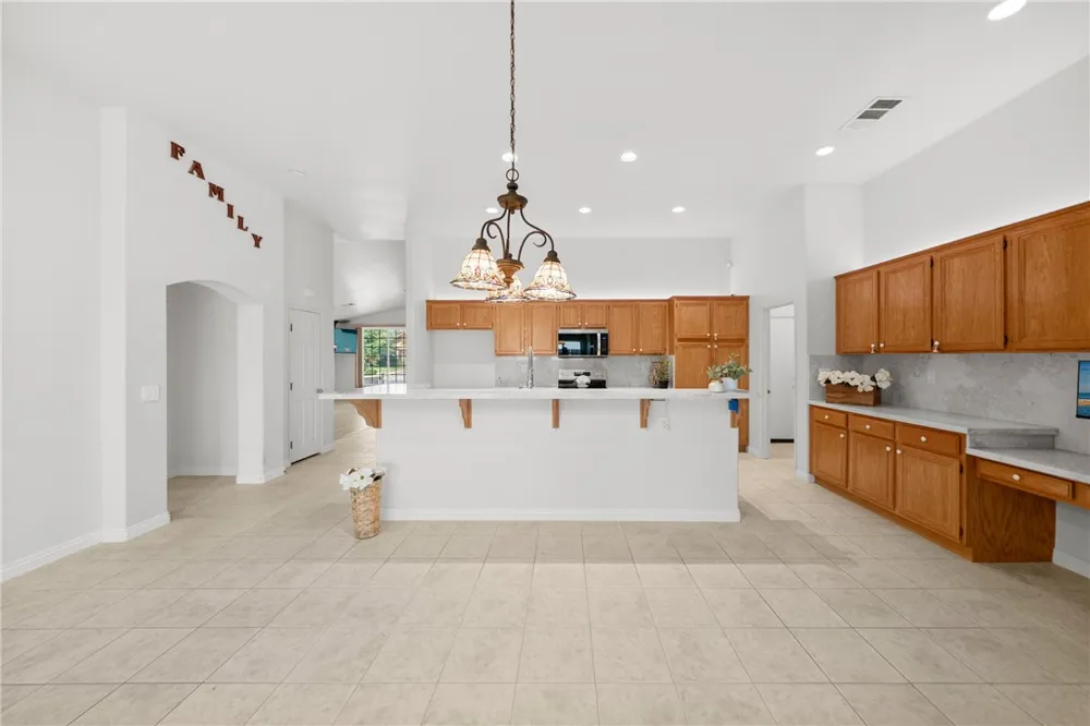 8935 Ironstone Court Hesperia, CA 92344