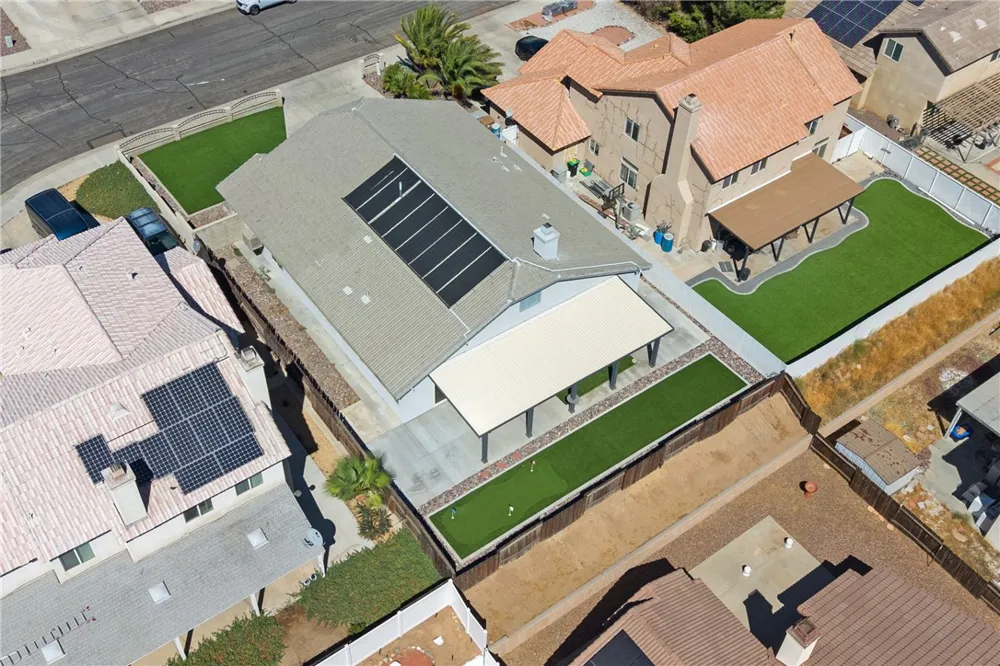8935 Ironstone Court Hesperia, CA 92344