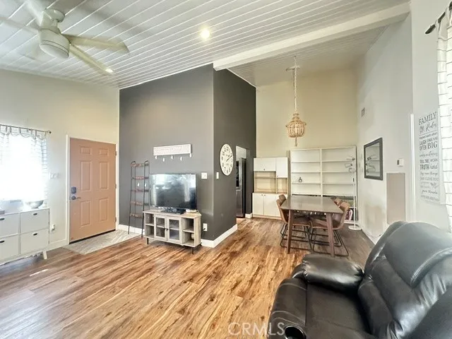 1948 Buena Vista Duarte, CA 91010