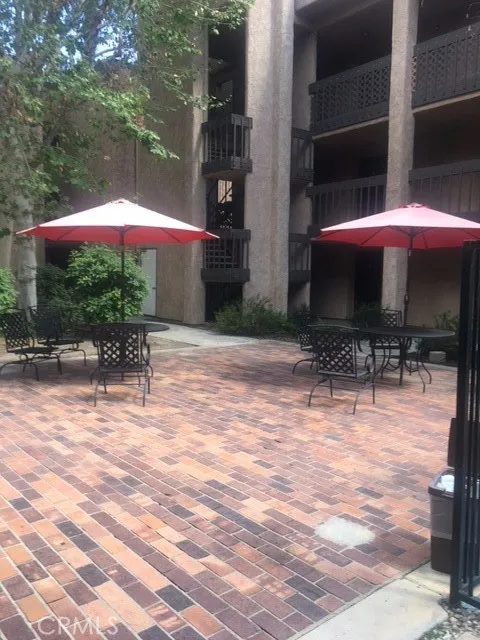 22100 Burbank Blvd #350F Woodland Hills, CA 91364