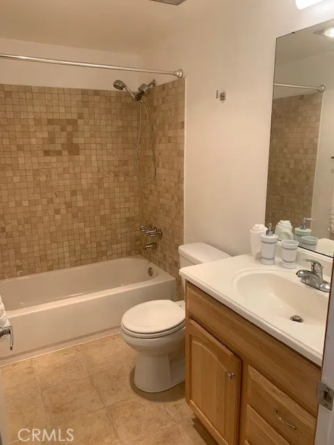 22100 Burbank Blvd #350F Woodland Hills, CA 91364