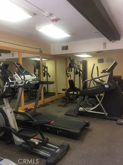 22100 Burbank Blvd #350F Woodland Hills, CA 91364