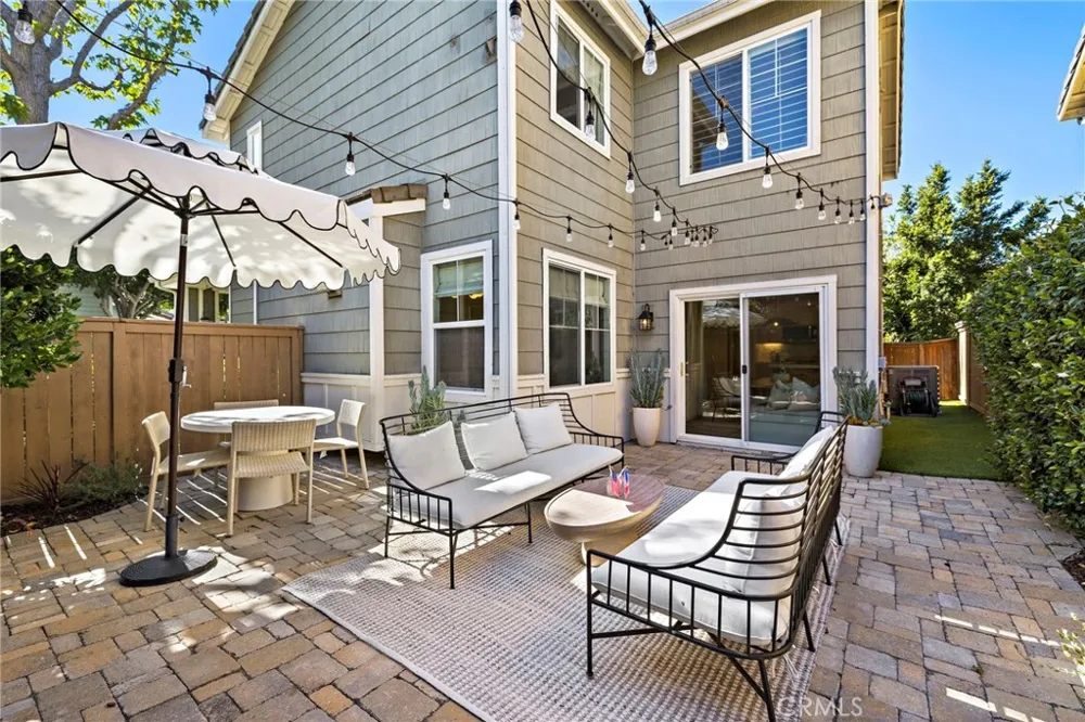 24 Fieldhouse Ladera Ranch, CA 92694