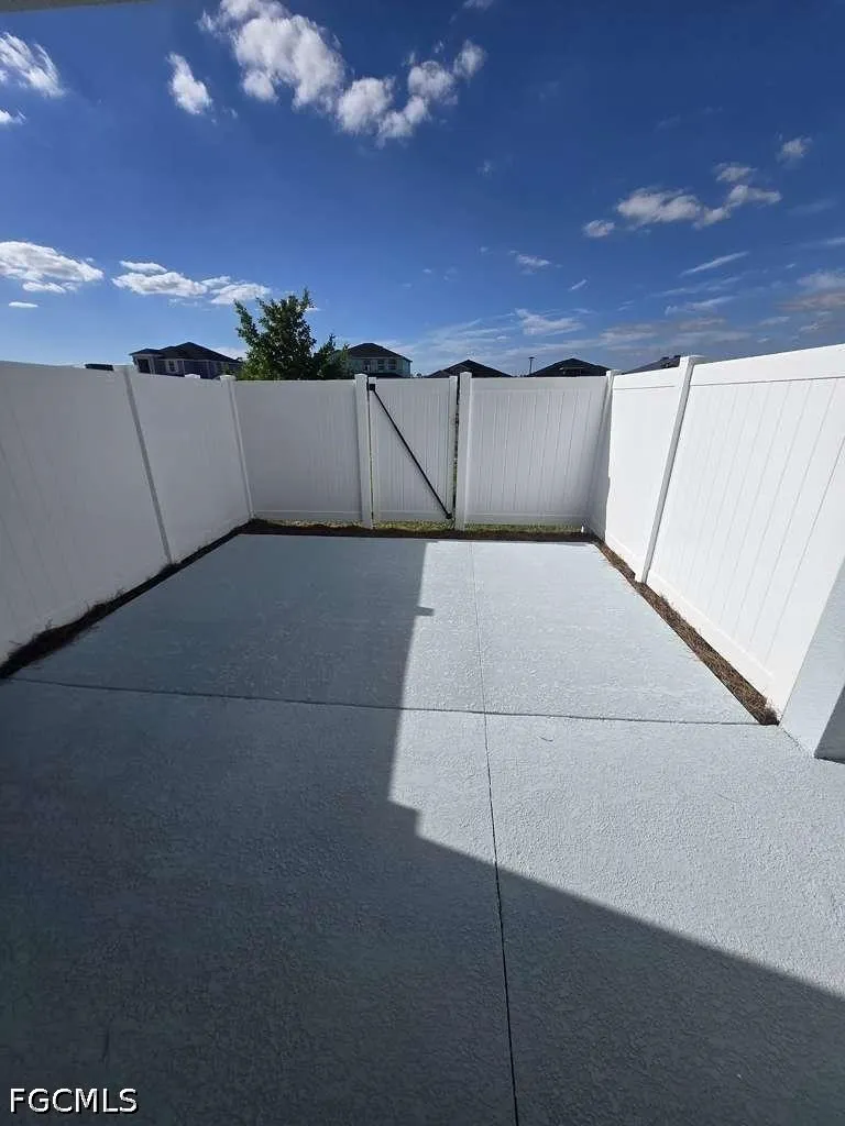 White Pearl Road Punta Gorda, FL 33982
