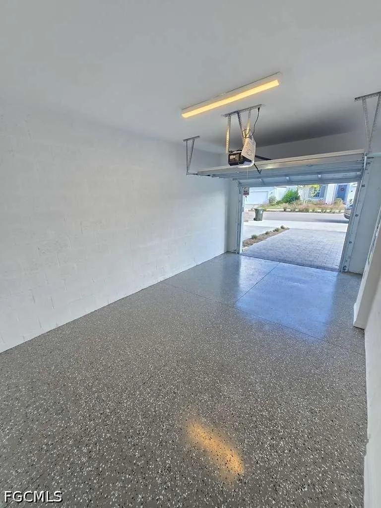 White Pearl Road Punta Gorda, FL 33982
