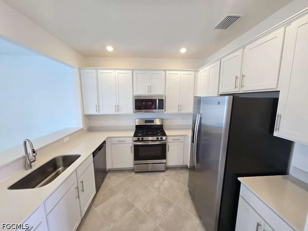 White Pearl Road Punta Gorda, FL 33982