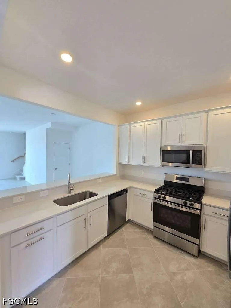 White Pearl Road Punta Gorda, FL 33982