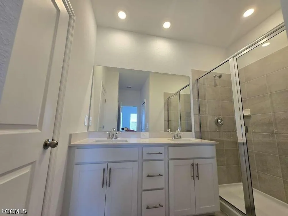 White Pearl Road Punta Gorda, FL 33982
