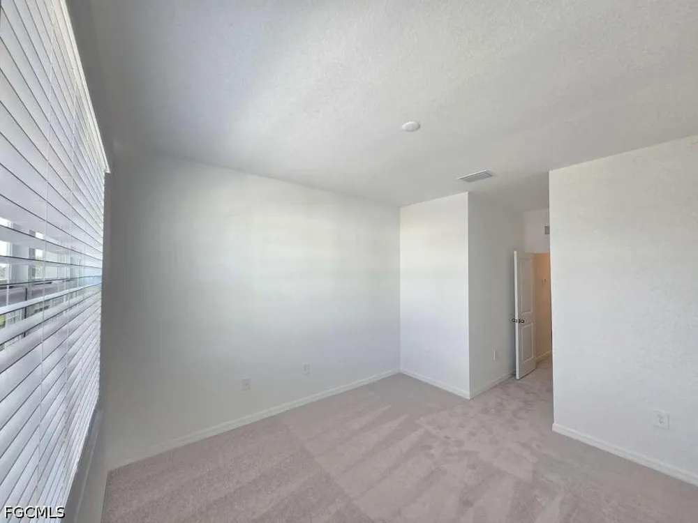 White Pearl Road Punta Gorda, FL 33982