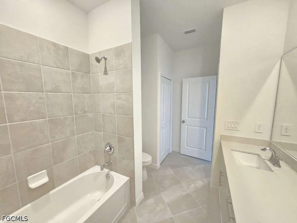 White Pearl Road Punta Gorda, FL 33982