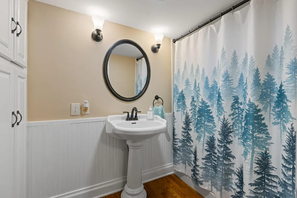 3420 Hillsdale Road Hillsdale, MI 49242