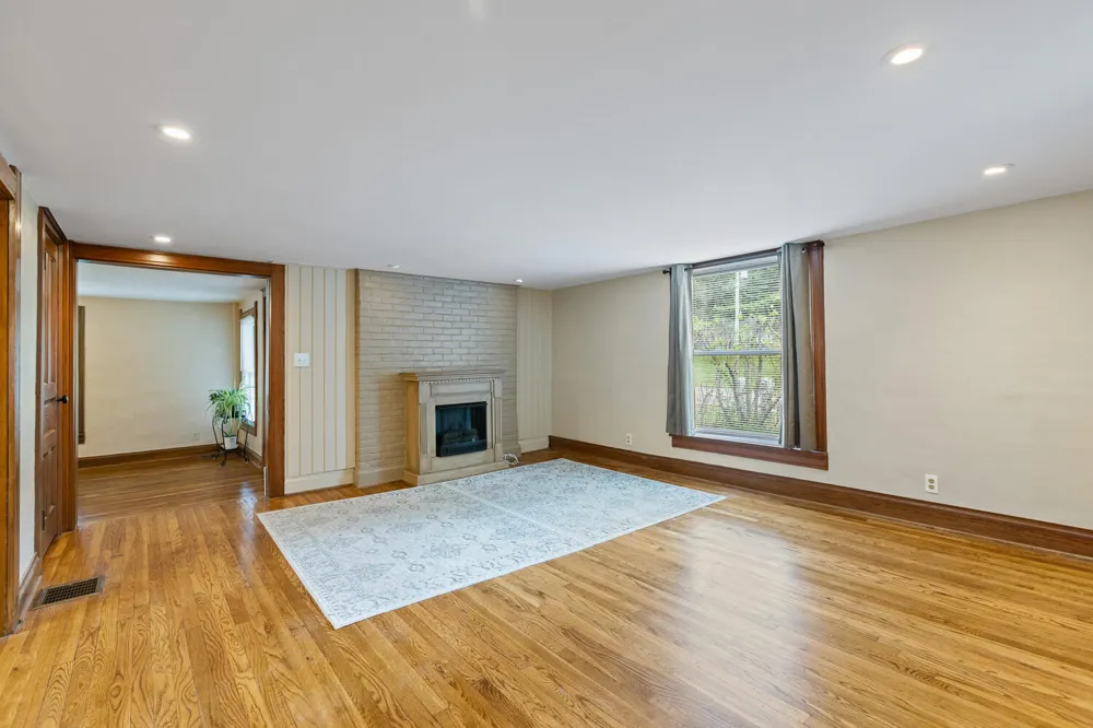3420 Hillsdale Road Hillsdale, MI 49242
