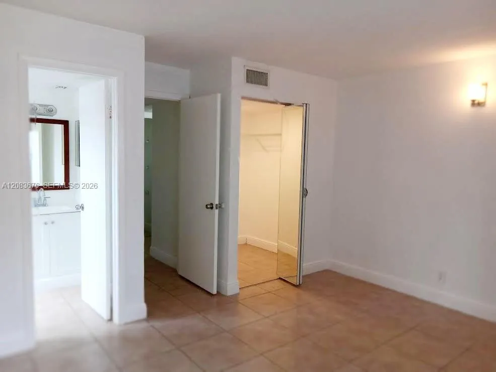 3410 Foxcroft Rd #101 Miramar, FL 33025