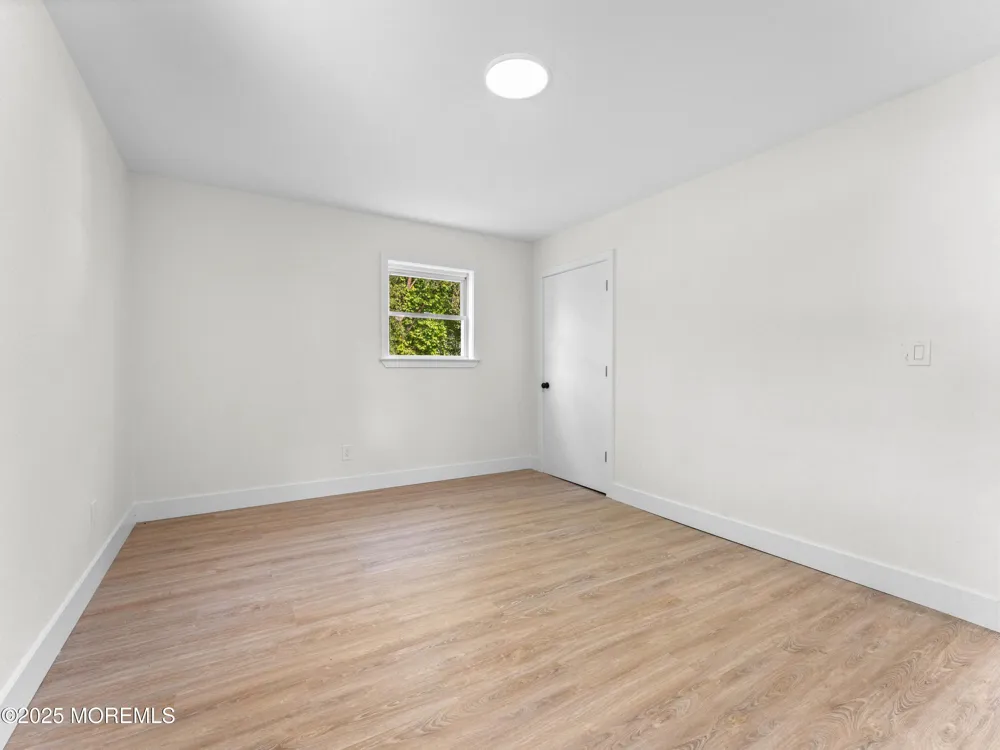 37 Bryant Drive Jackson, NJ 08527